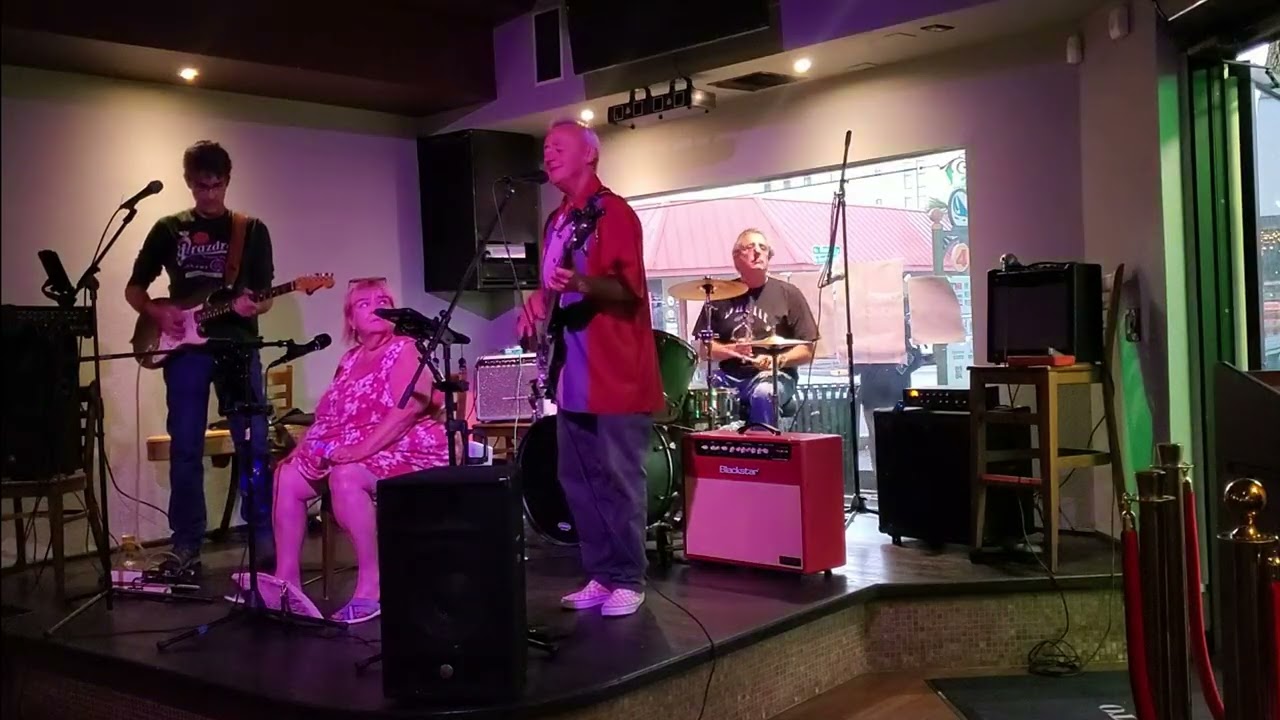 Promotional video thumbnail 4 for Blue Maggie Classic Rock