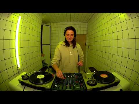 Dana Ruh | HÖR - November 28 / 2023