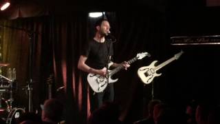Paul Gilbert playing The Police song &#39;Walking on the Moon&#39; at Iridum NYC 25/01/2017
