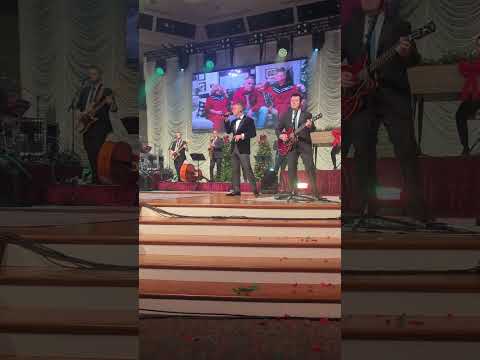 Matthew West - Dysfunctional Family Christmas 