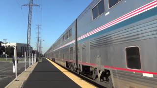 preview picture of video 'Amtrak 8 at Morton Grove, IL with 3 Private Cars'