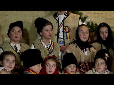 Grupul de colindatori DOR din Taureni - Asa-i la sarbatori vin colindatori
