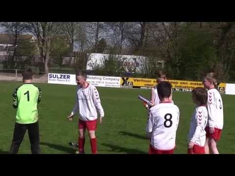 E2 Hellevoetsluis kampioen april 2013  deel 2