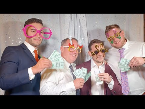 OhSnapphotobooth951 /Ultraexpressions951 LLC video.