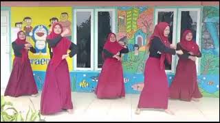 Download lagu Gerak dan lagu Guru paud KB KARTINI 'Apa Kabarmu' lagu Cip: Om Sinung mp3