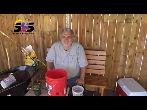 Self Wicking Garden Bucket