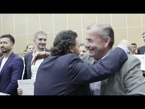 El gobernador Saénz distinguió a más de 80 empresas que apostaron a la educación y al trabajo