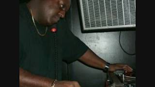 Download lagu Best of Tony Humphries dj Live on KISS 98.7 FM Mastermix Jan.1993-2 mp3