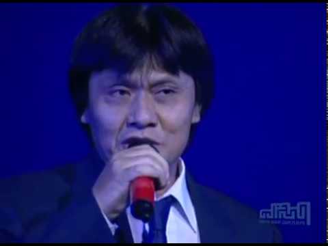 Thể hiện bởi Quang Lý