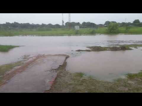 Linda lluvia  en Comandante Fontana. 