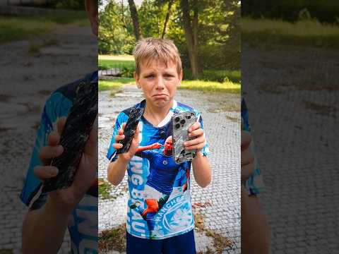 Rozbil Jsem Fanouškovi Nový Telefon! #shorts