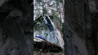 Video thumbnail of L’Arête Des Princes, 7c (sit). Fontainebleau