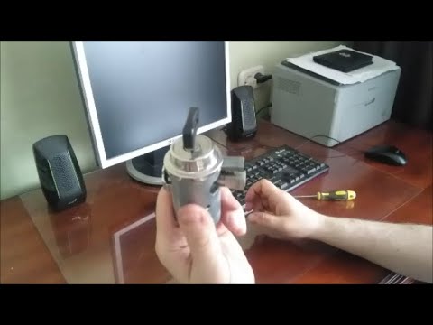 Замена личинок замков НИВА 2121