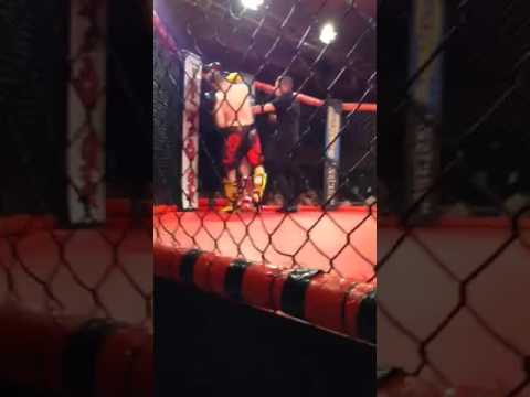 Keith o ruilligan vs Karl mc blain k.1 round -2- Belfast 2016 clan wars cage fight