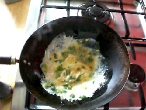 Omelette in a wok