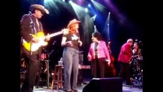 Wanda Jackson, Kim Lenz, Sonny Burgess, Deke, Slim Jim: Whole Lotta Shakin Goin On