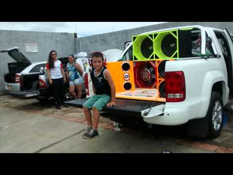 amarok tenebrosa tocando forte