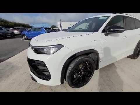 Volkswagen Tayron 1.5 TSI 204PS R-Line 75 BLACK ED - Image 2