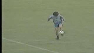 Maradona Ball Skills - Football/Soccer