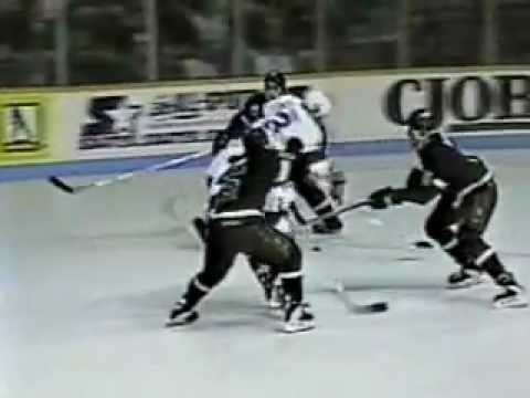 NHL 1993 - Minnesota NorthStars vs Winnipeg Jets (Selanne 4 Goals)