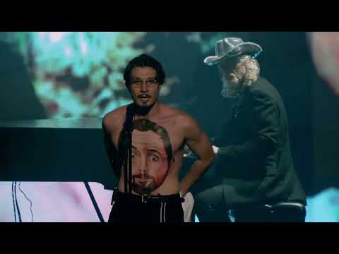 bbno$ and Dan Clancy perform at the Streamer Awards