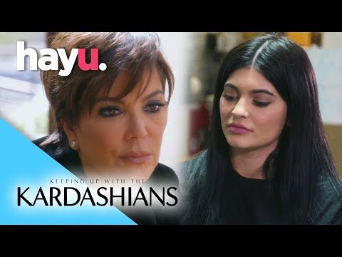 Rob Publicly Disses Kylie & Kris | Keeping Up With The Kardashians