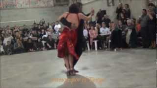 CORINA DE LA ROSA y JULIO BALMACEDA bailando  NO HAY TIERRA COMO LA MIA en LA MILONGA DEL MORAN