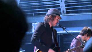 Broken Social Scene - Superconnected - Live at Terminal 5