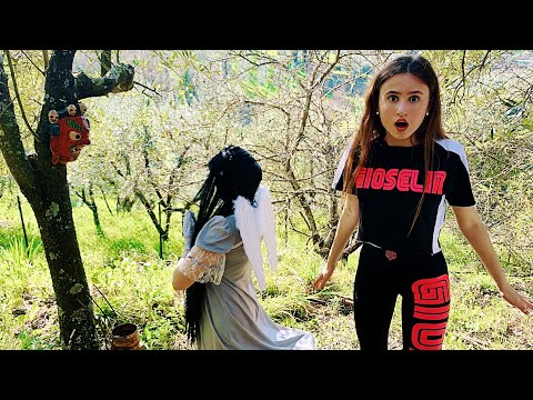 HO CATTURATO MARY POPPINS E HO VISTO SLENDRINA 😱!!! - by Charlotte M.