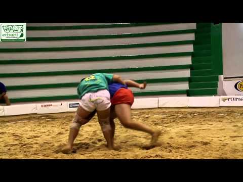 Vídeo resumen de algunas agarradas "Maxorata vs Rosario" torneo "8 contra 8" sénior 2015