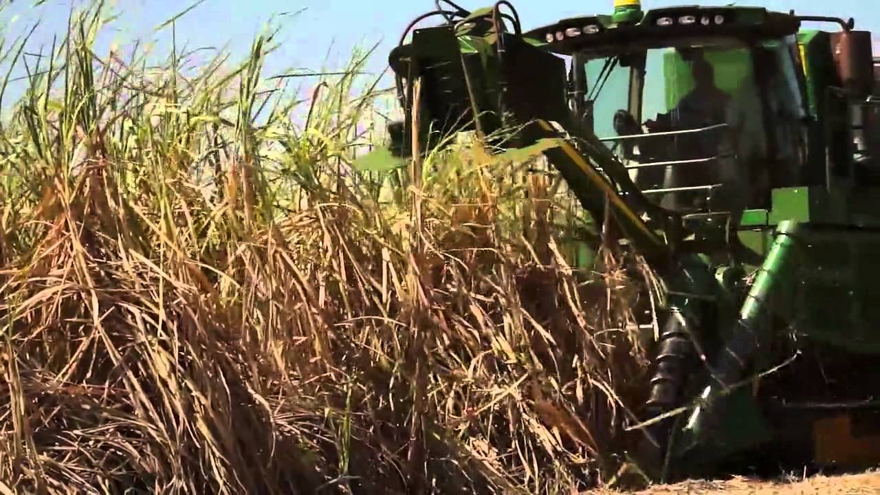 John Deere - Colhedoras de Cana CH570 e 670