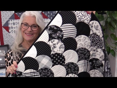 Make and Quilt a Clamshell Quilt all in One Step