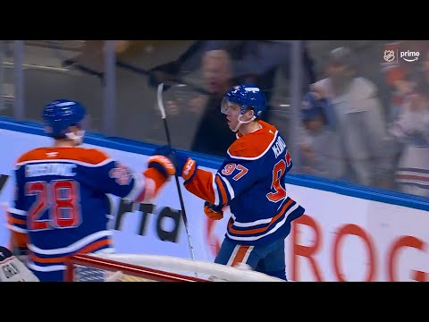 MUST SEE: Connor McDavid with a RIDICULOUS goal! 😱🤯