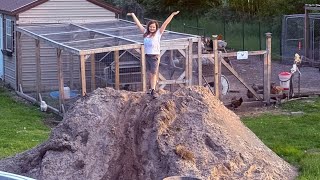 🌱 Saturday Shenanigans: First in the Pool, Staining Garden Boxes & Frost Freeze Advisory Tonight!!