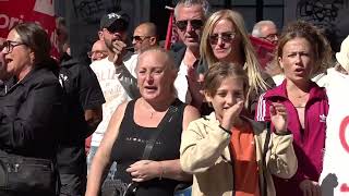 emergenza-carovita-a-napoli-bollette-alle-fiamme-e-carrelli-in-piazza