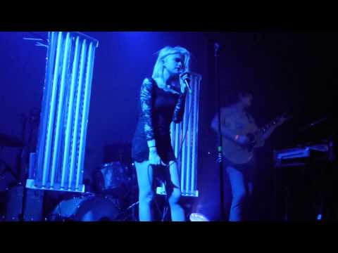 Sky Ferreira - Werewolf LIVE HD (2013) Los Angeles Bootleg Theater