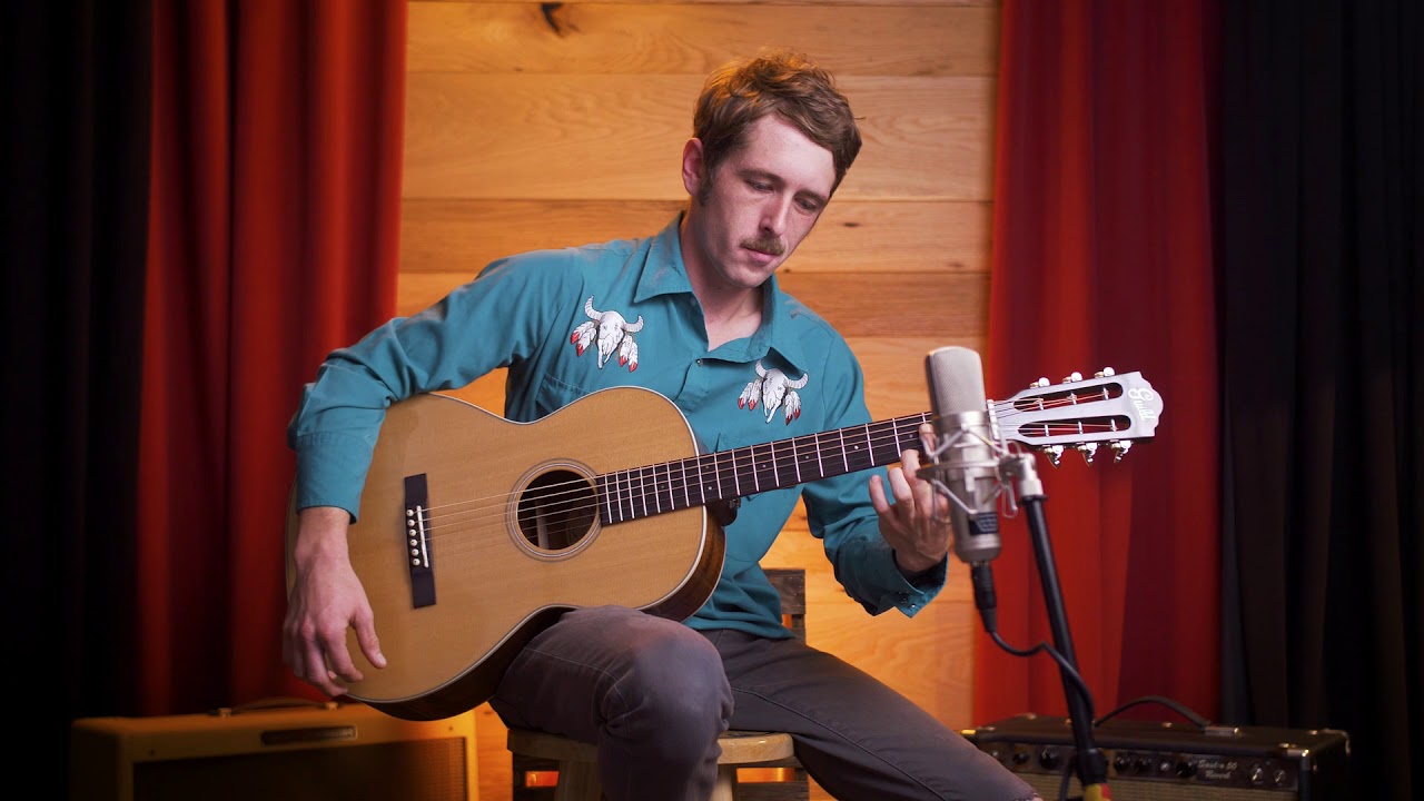 Guild P-240 Memoir 12-Fret Parlor Guitar - Natural