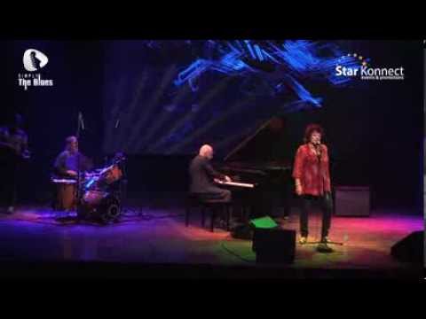 The Empty Bed Blues - DANA GILLESPIE at "Simply The Blues" concert in Mumbai, India