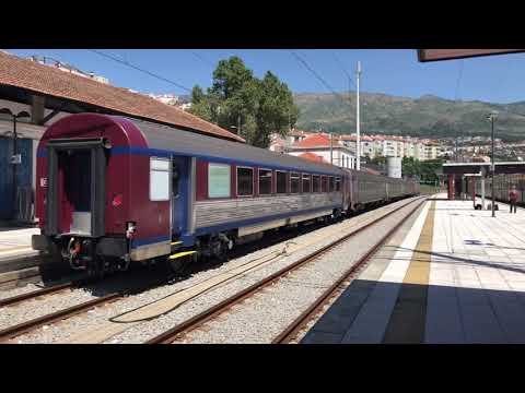 CP Comboios de Portugal 5616 com carruagens Sorefame e Corail VIP