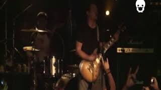 Rufio - 03 - Let fate decide (Live Pelikanos Santos SP Brazil 11 05 2006) Romis @LBVIDZ