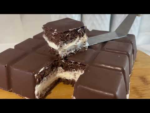 UN GÂTEAU KINDER DÉLICE ET SA CRÈME DÉLICIEUSE FACILE ET RAPIDE