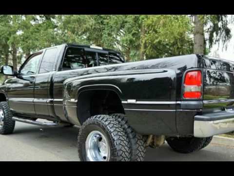 2001 Dodge Ram 3500 Dually 4x4 5.9L Cummins 5 Speed Manual. for sale in Milwaukie, OR