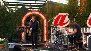 Johnossi - Everywhere with you man (Live @ Allsång på Skansen)