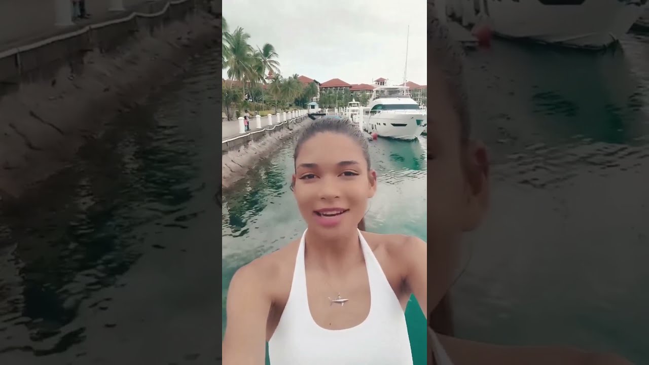 Video facade placeholder