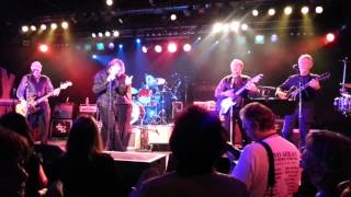 Jimmy McCarth ysitting in with 1910 Fruitgum Co. backing up Ron Dante