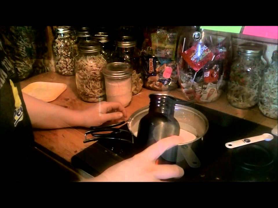 Wild Edibles: Burdock root Bannock, the taste test. - YouTube