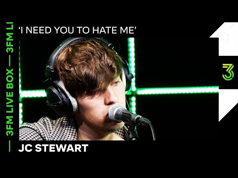 JC Stewart live met 'I Need You To Hate Me' | 3FM Live Box | NPO 3FM
