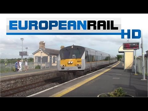 Irish Rail 201 loco 207 + Mark 3 9604 + De Dietrich set 9001 pass Laytown