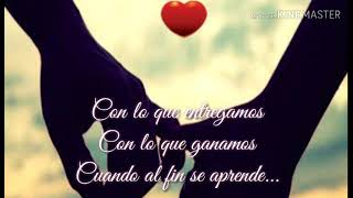 Santiago Cruz ft. Dani Marti. - Una Historia Diferente.