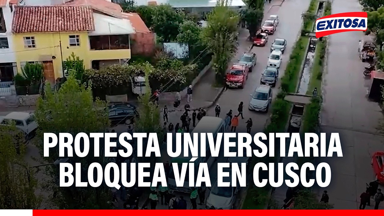 🔴🔵 Estudiantes protestan en Cusco por alza de pasajes y paralizan vía central